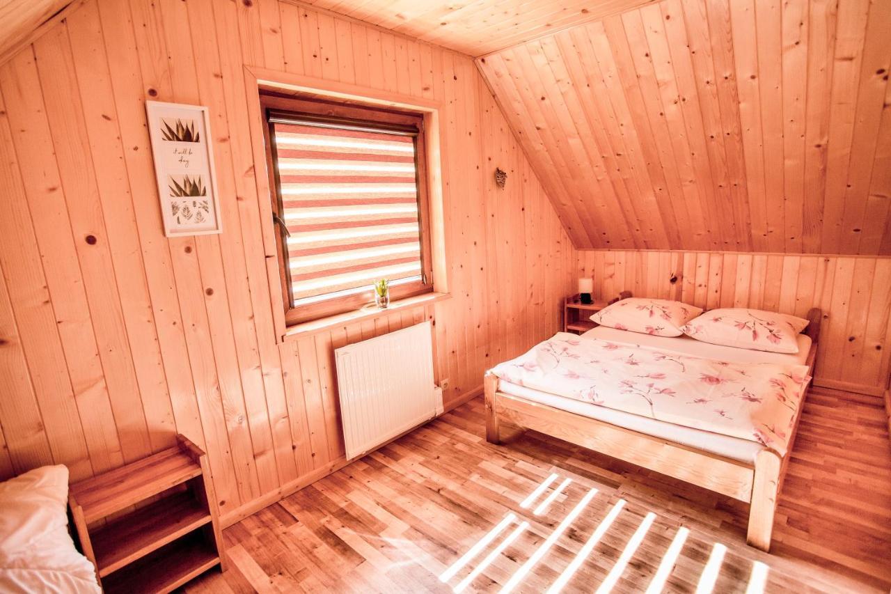 Chaty Na Cholewicy Domki Caloroczne Solina  Ngoại thất bức ảnh